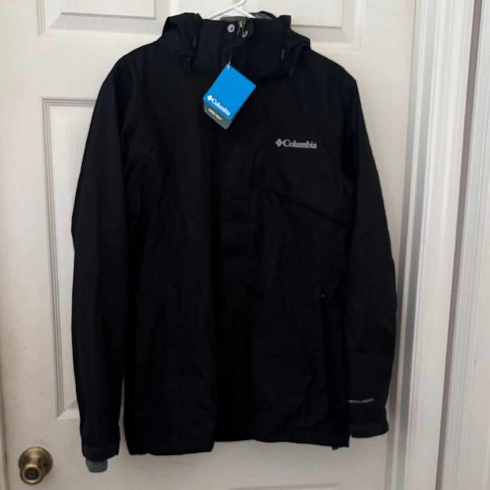 Columbia Men's Black Performance Jacket